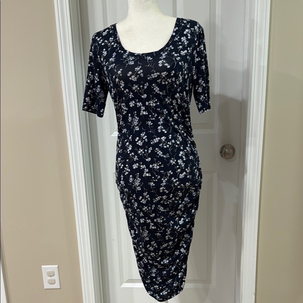 Elegant Navy Floral Midi Dress